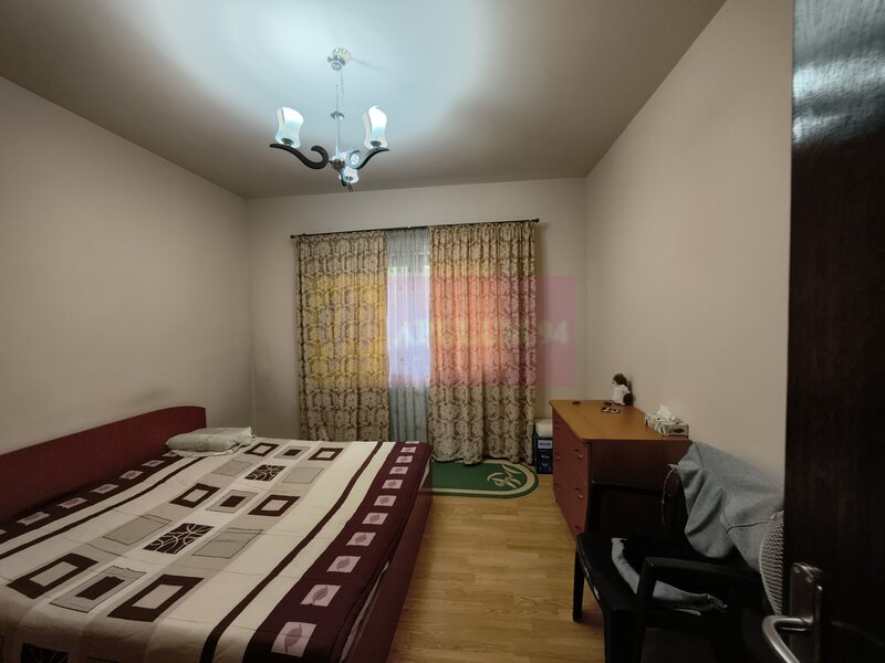 Vila individuala cu 5 camere, curte proprie in Afumati langa primarie